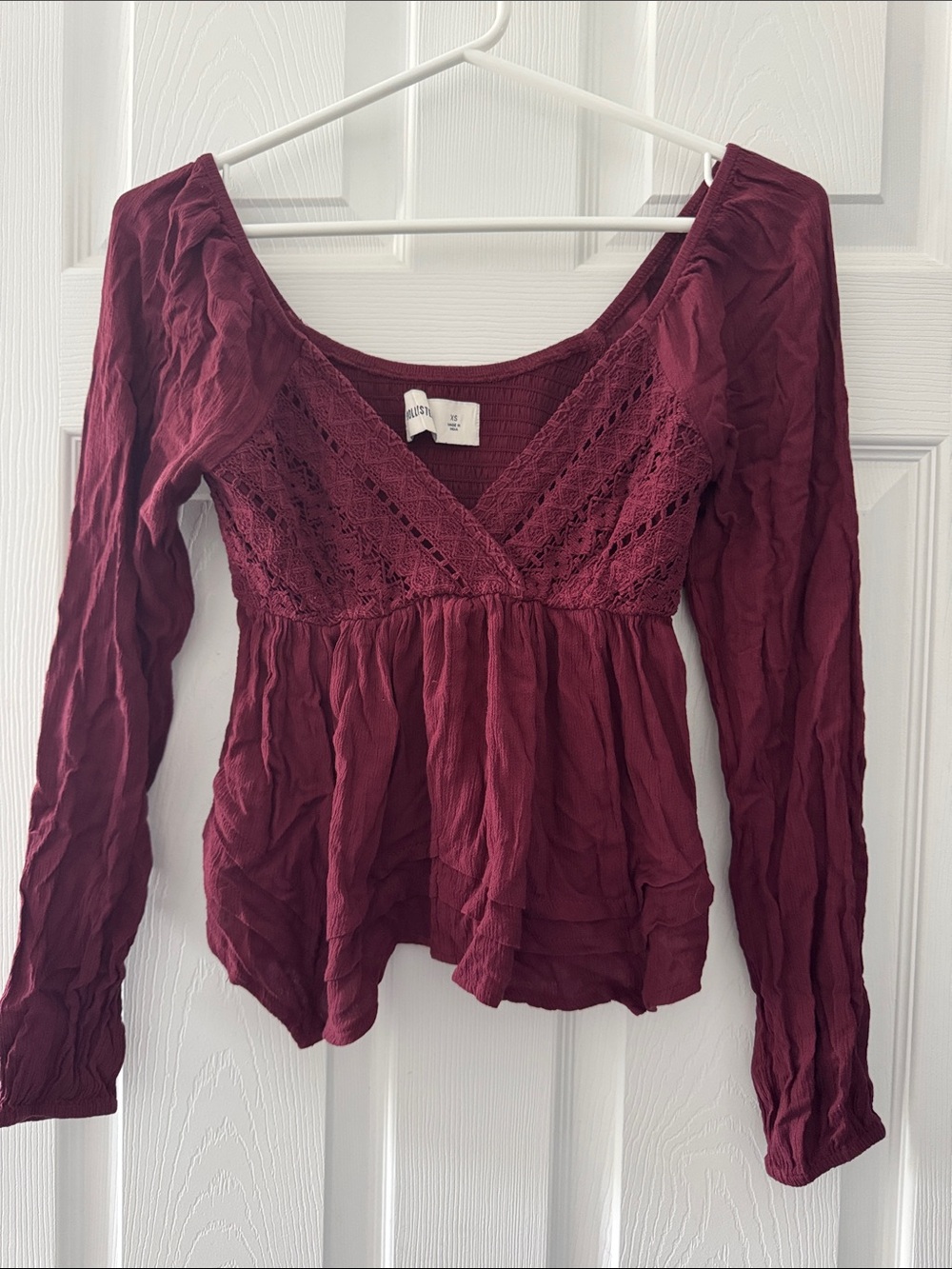 Hollister Burgundy Lace-Trim Peasant Top - Picture 1 of 3